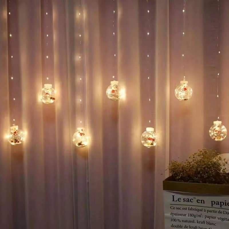 Χριστουγεννιάτικα Φωτάκια Κουρτίνα 10led Άγιος Βασίλης Διάφανες Μπάλες Θερμό Χρώμα 3M - Christmas curtain light