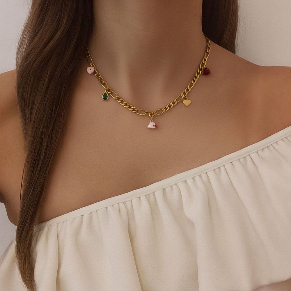 Κολιέ με πολύ charms