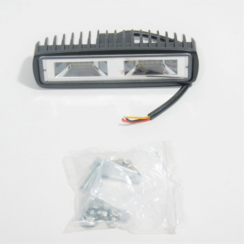ΠΡΟΒΟΛΕΑΣ LED ΚΑΤΕΥΘΥΝΟΜΕΝΟΣ ΛΕΥΚΟ ΦΩΣ 18W 3139-W AUTO/MOTO > ΦΩΤΙΣΜΟΣ AUTO/MOTO > LED ΦΩΤΑ/ΠΡΟΒΟΛΕΙΣ