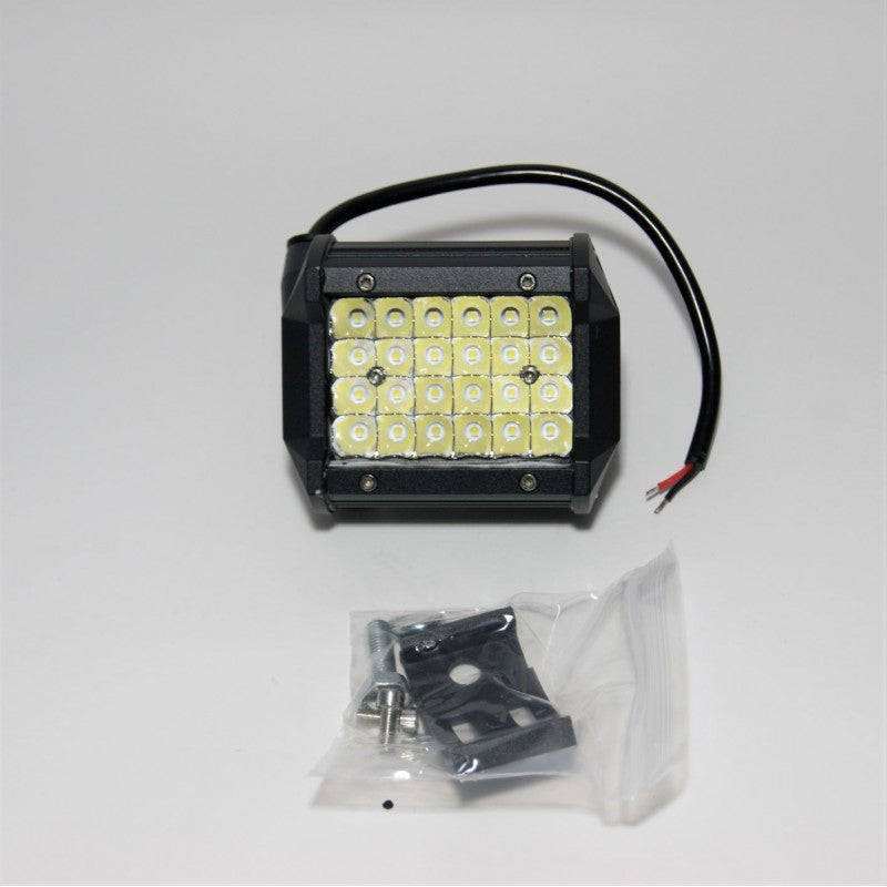 ΠΡΟΒΟΛΕΑΣ LED ΚΑΤΕΥΘΥΝΟΜΕΝΟΣ 72W YH-11032004 AUTO/MOTO > ΦΩΤΙΣΜΟΣ AUTO/MOTO > LED ΦΩΤΑ/ΠΡΟΒΟΛΕΙΣ